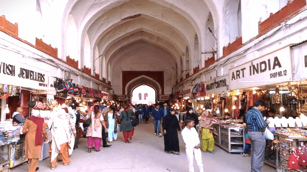 red fort inside market