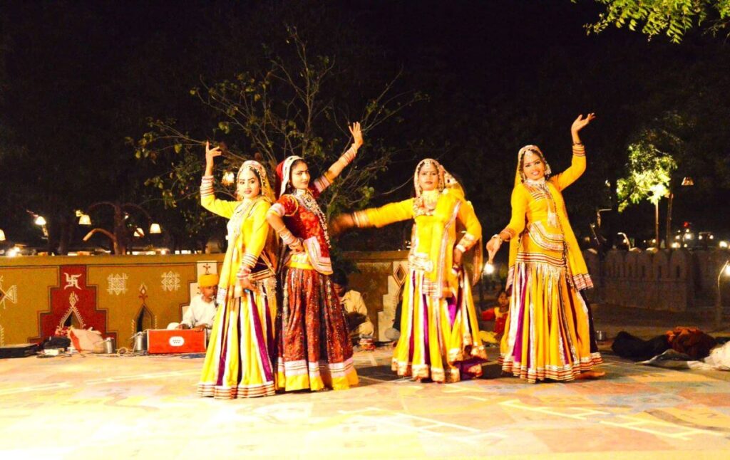 Chokhi Dhani Jaipur Cultural Performances