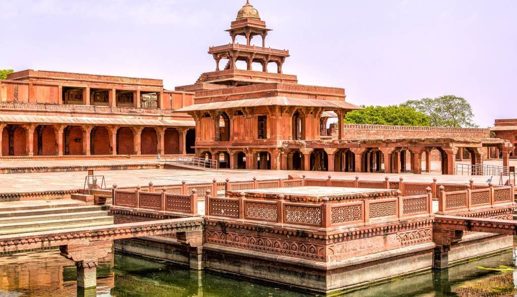 fatehpur sikri agra