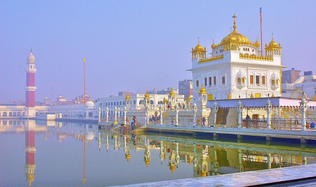 gurudwara tarn taran sahib punjab