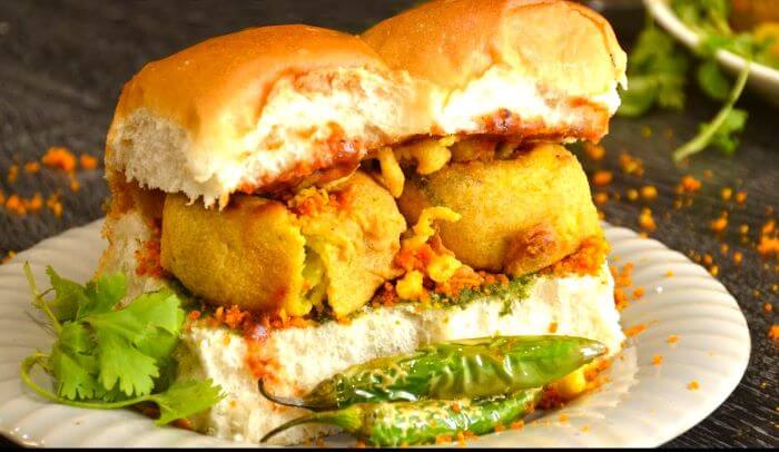 batata vada mumbai street food