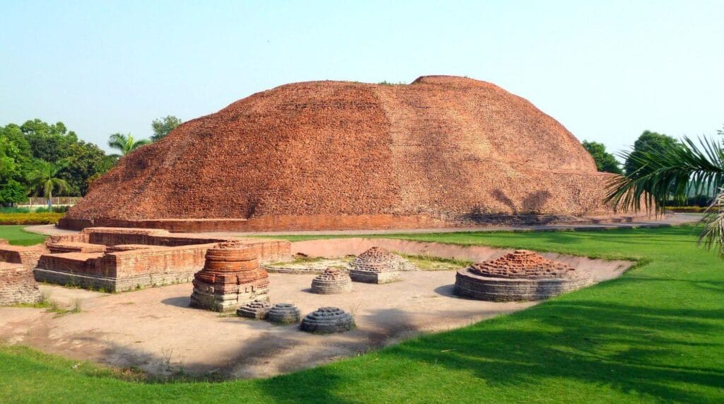 ramabhar stupa kushinagar