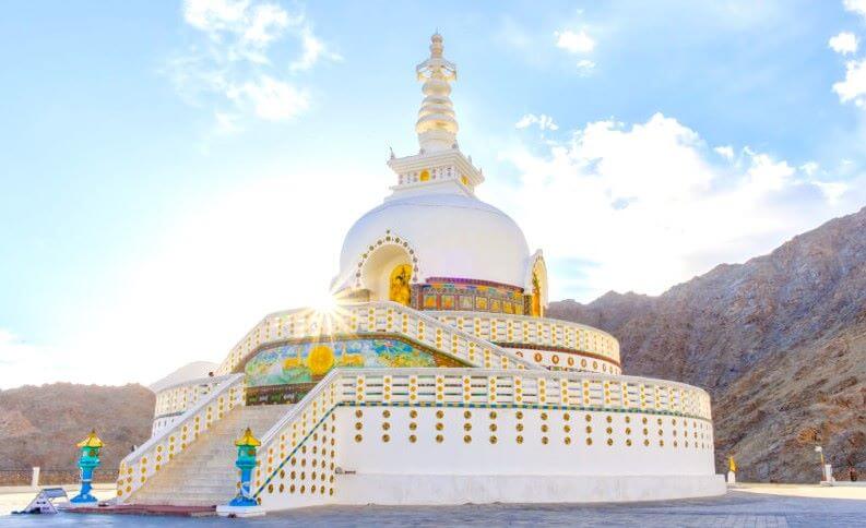 shanti stupa leh ladakh