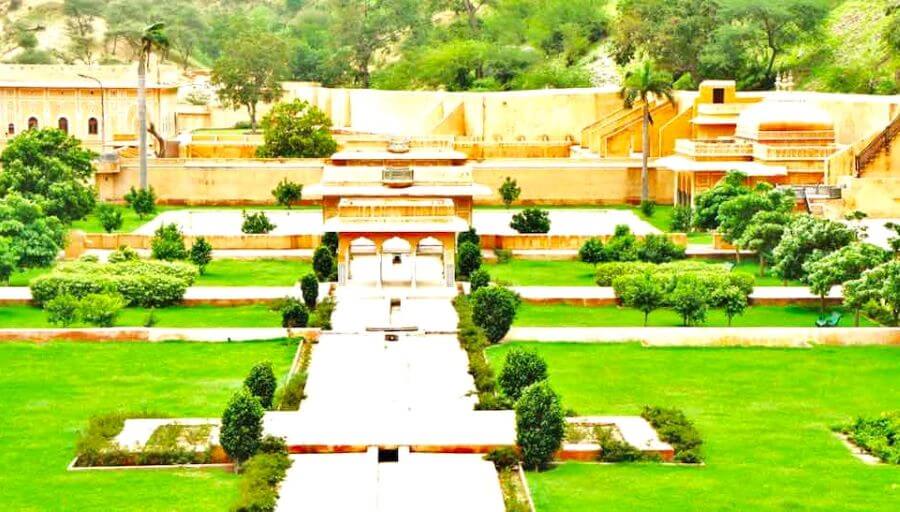 sisodia rani garden jaipur