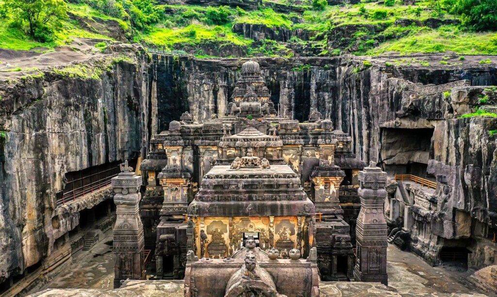 ajanta ellora caves maharashtra