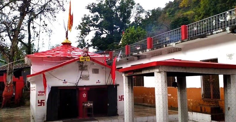 jwalpa devi temple pauri