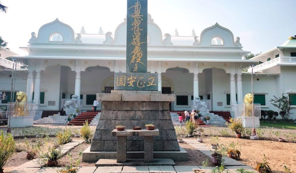 tourist places in rajgir -japanese temple