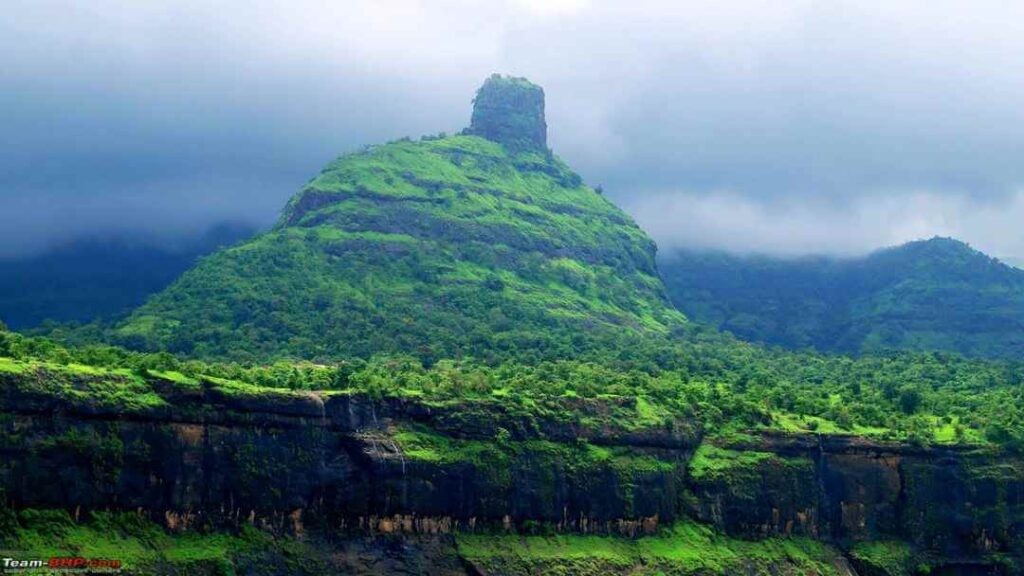 Karjat peth_fort
