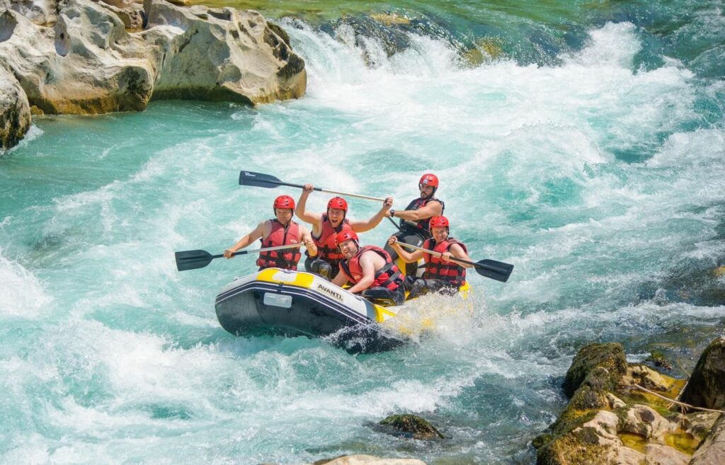 river rafting in rishikesh