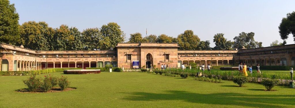 sarnath-archaeological-museum
