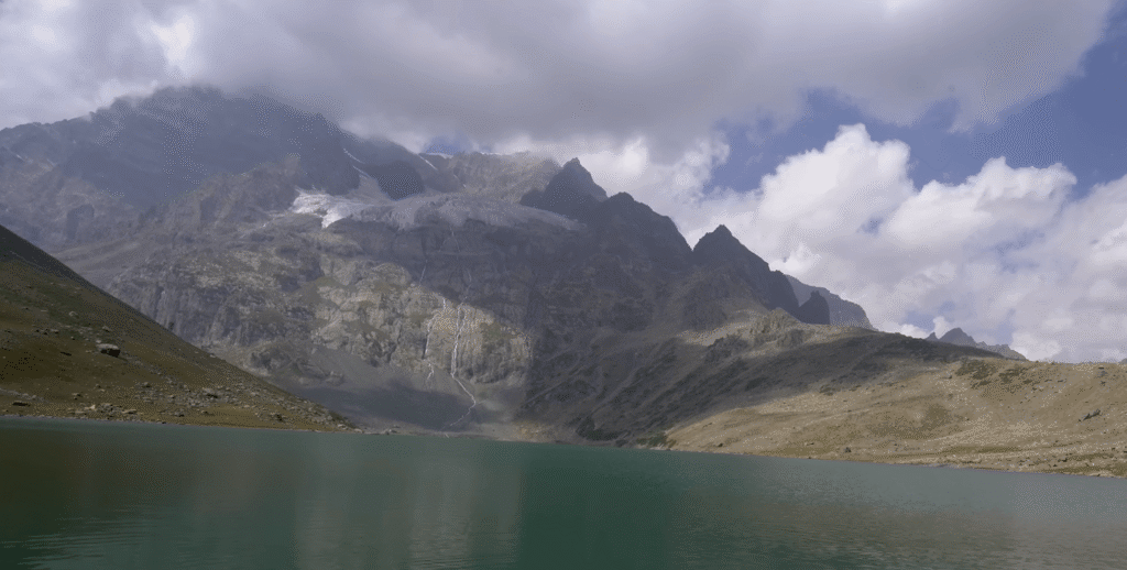 kashmir great lakes trek