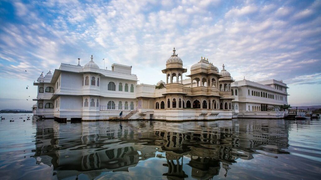 lake palace udaipur