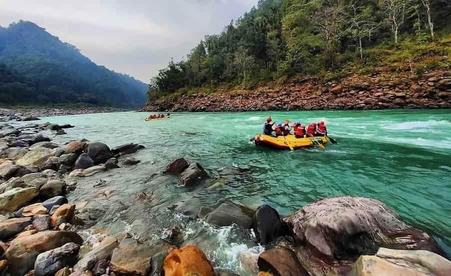 Rishikesh — Ganga rafting with Himalayan background