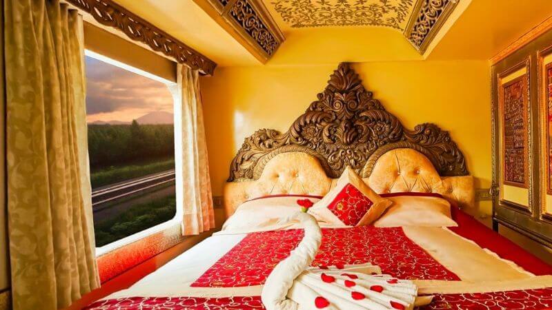 palace on wheels gallery photo 14