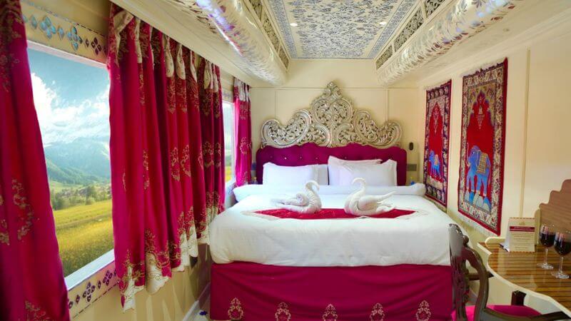 palace on wheels gallery photo 16